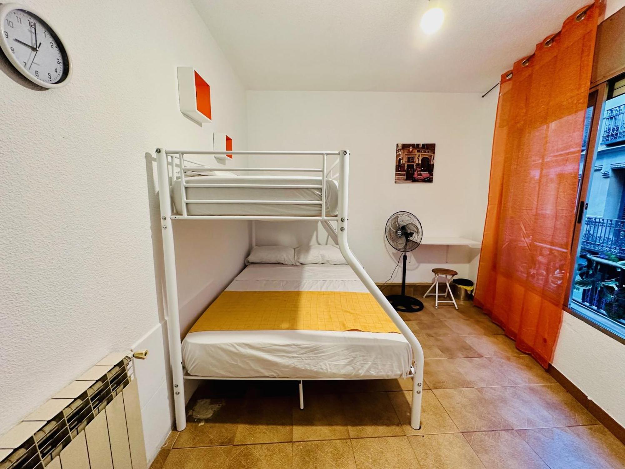 Rooms In Madrid Downtown Bagian luar foto